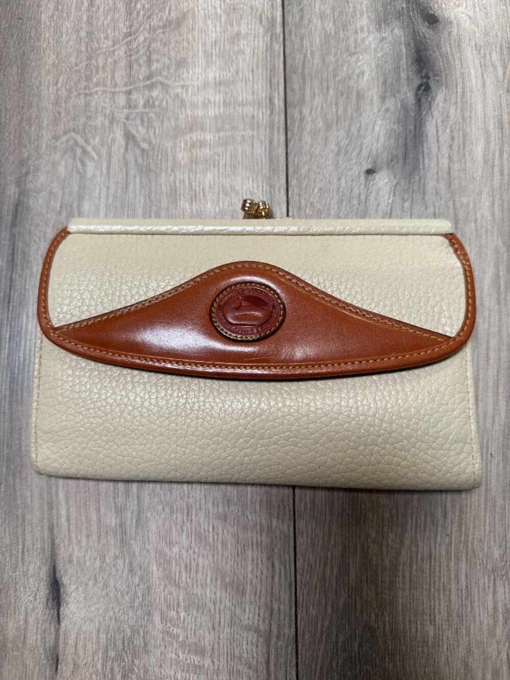 Vintage Dooney & Bourke 90's AWL Kiss-Lock Checkbook Wallet Cream & British Tan